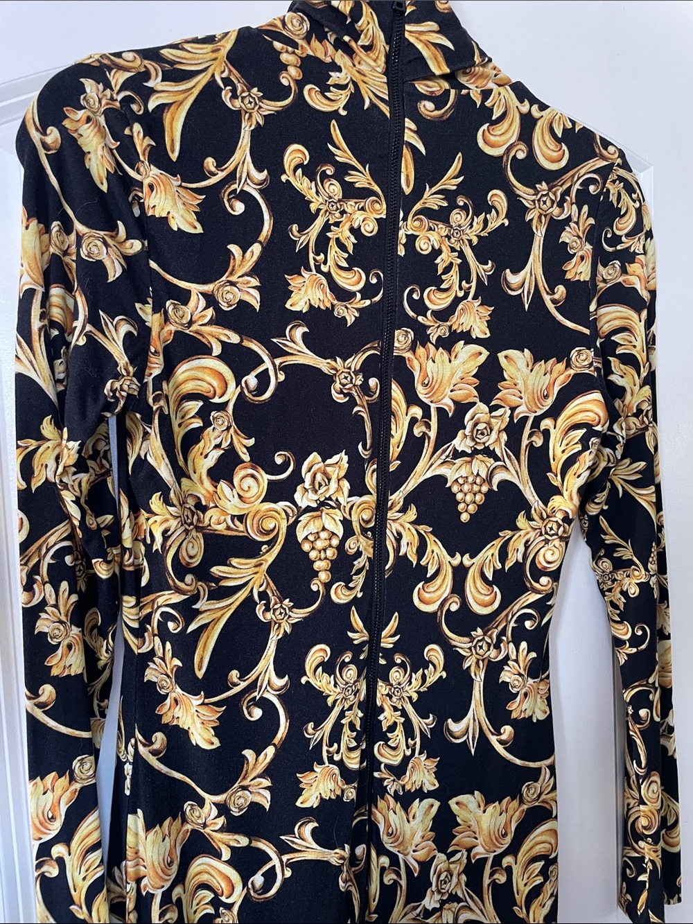 NWOT Alice + Olivia Baroque Long Sleeve Dress - Picture 4 of 7